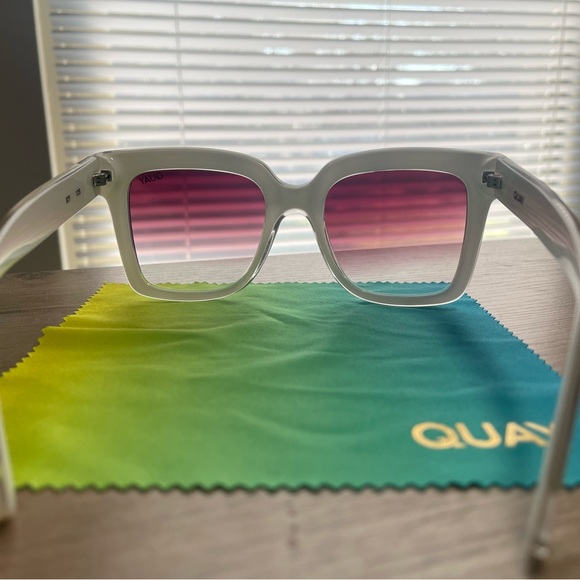 Quay Australia Clear Frame Sunglasses with Purple Lenses - Picture 7 of 7